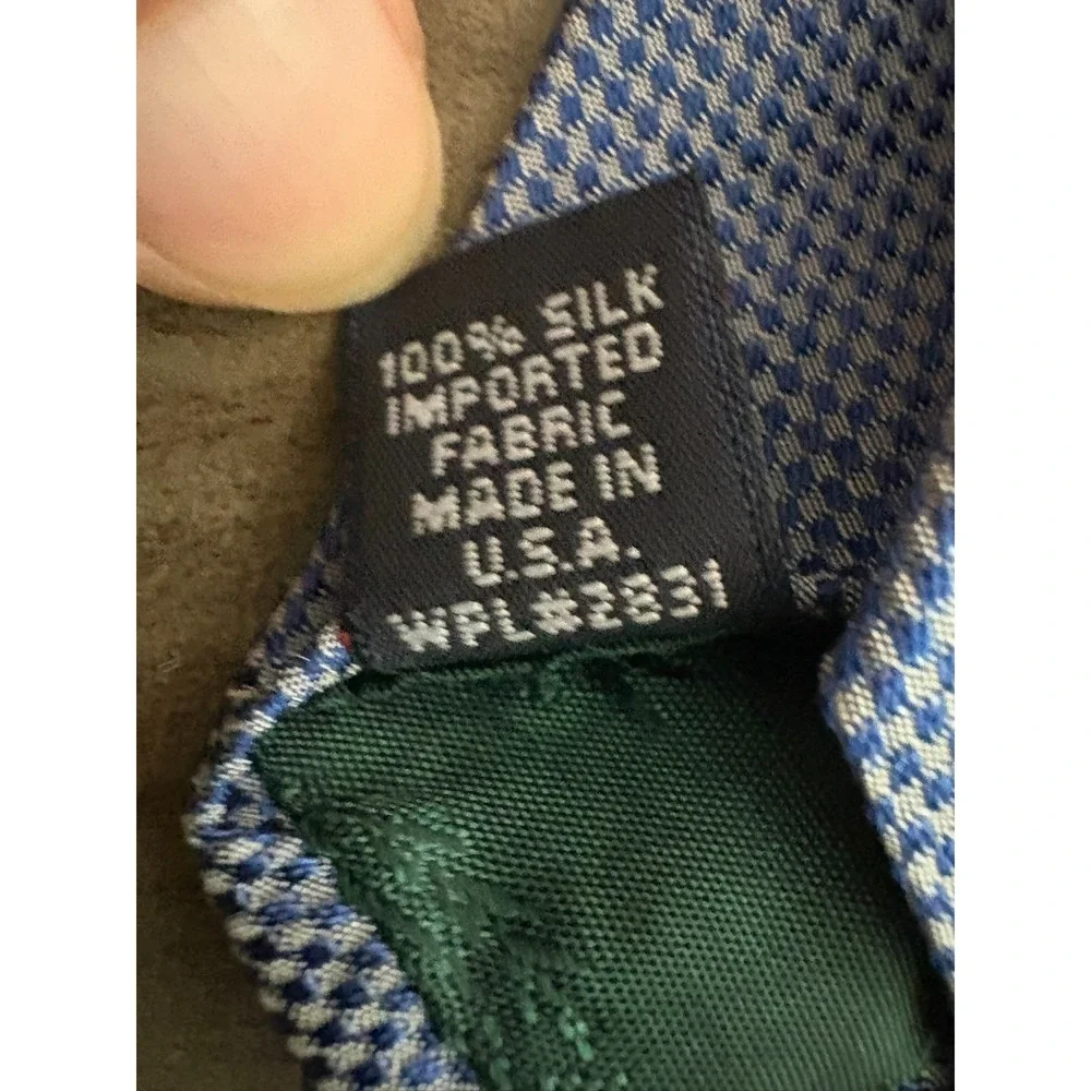 Tommy Hilfiger Mens Tie Green With Blue‎ 100% Silk Geometric Pattern Legth 57 in